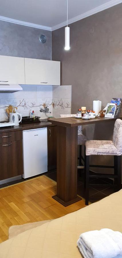 Apartman Studio Diamond Subotica Exterior foto